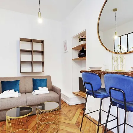 Chic Parisian Retreat Alexandre Dumas 2c Appartamento Parigi